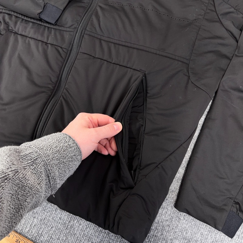 Nike‎ Golf Jacket Men 2XL Black Full Zip Aeroloft Puffer Performance Pockets - Picture 3 of 10